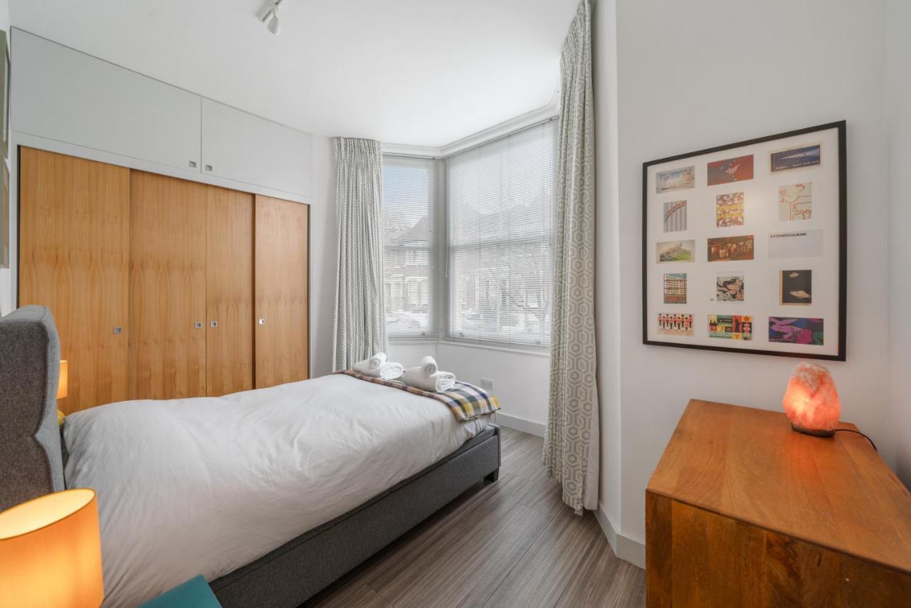 Ickburgh Road Guesthouse London Exterior foto